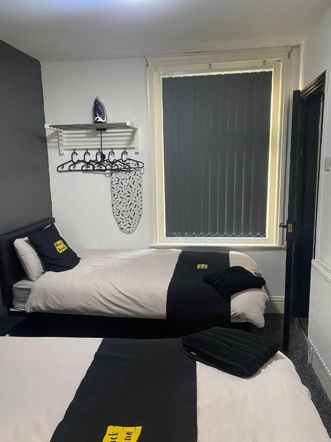Black Ocean Holiday Apartments Blackpool Buitenkant foto