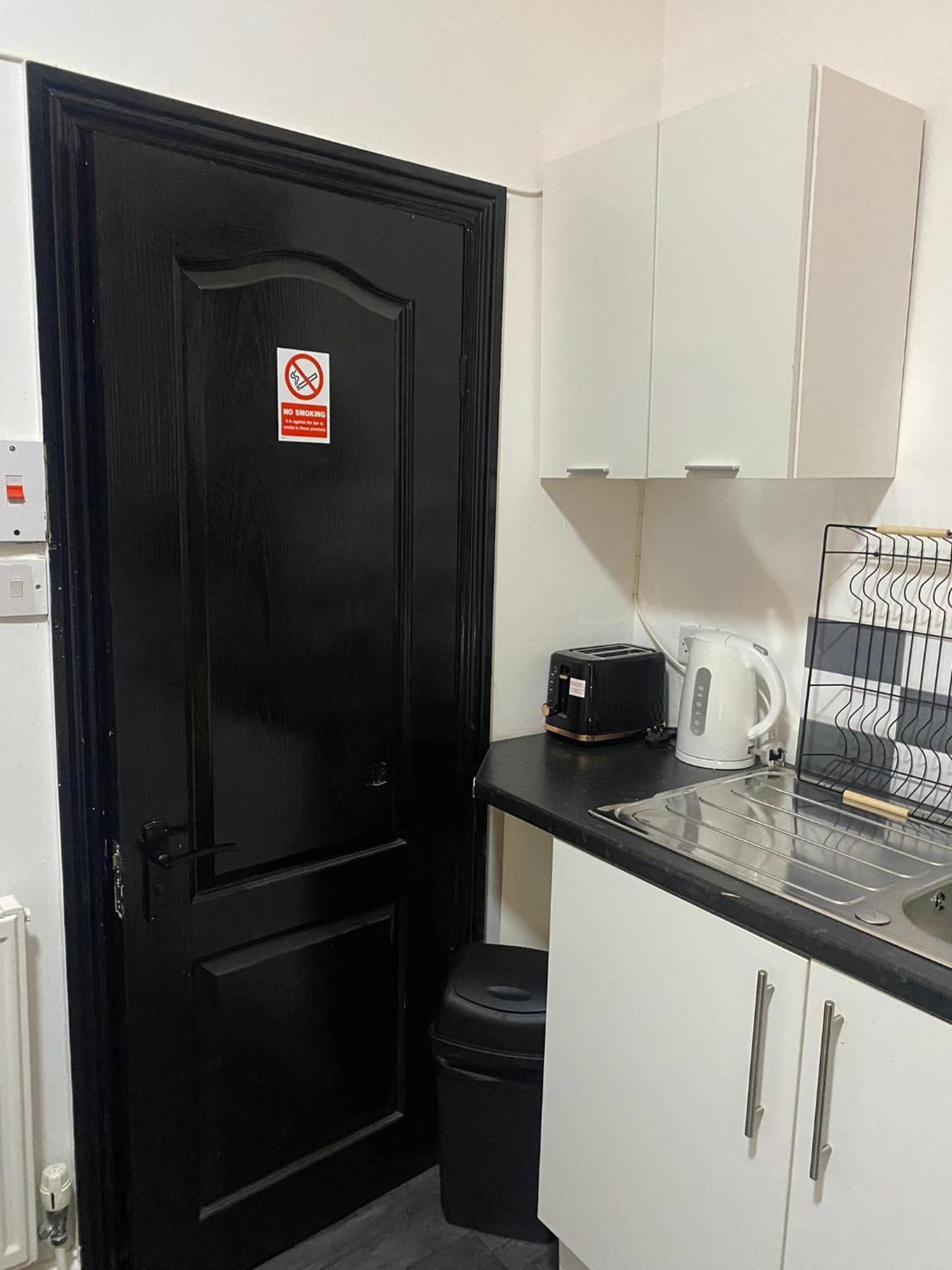Black Ocean Holiday Apartments Blackpool Buitenkant foto